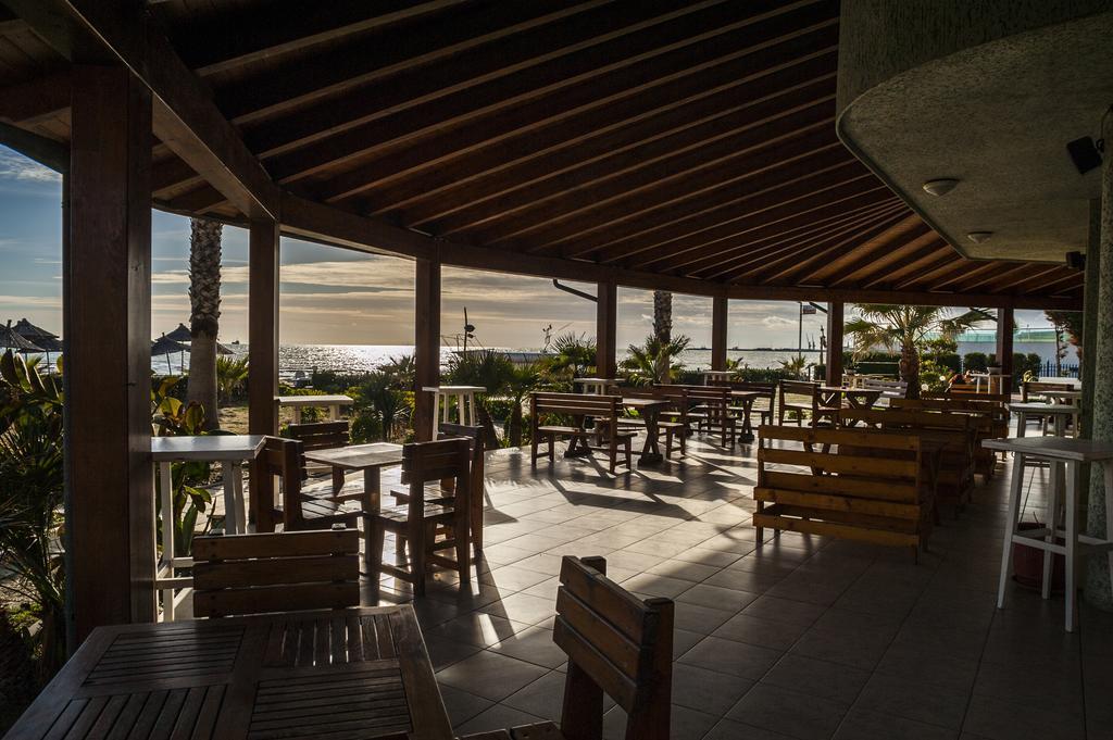 Vila Verde Beach Hotel Durrës Exterior foto